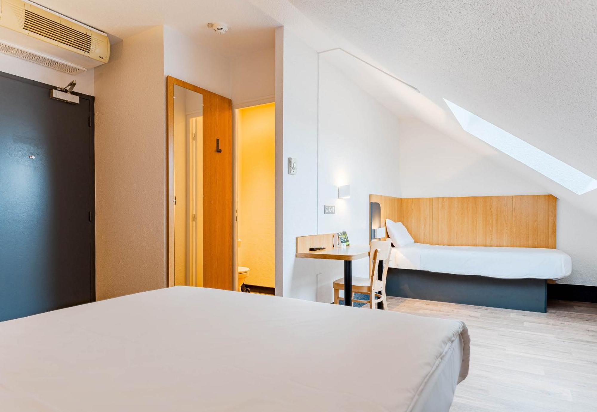 B&B Hotel Poitiers 3 Futuroscope Чассенеуил-Ду-Поитоу Экстерьер фото