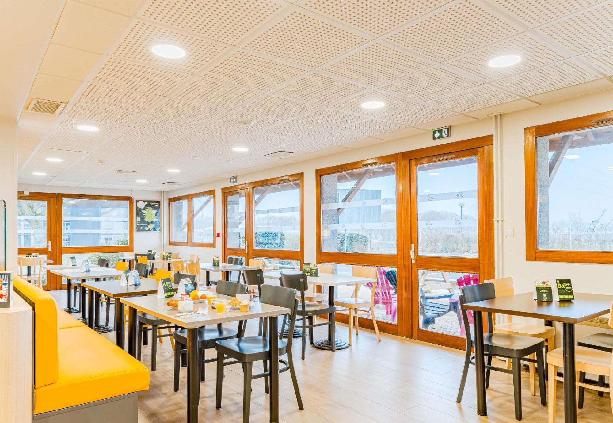 B&B Hotel Poitiers 3 Futuroscope Чассенеуил-Ду-Поитоу Экстерьер фото