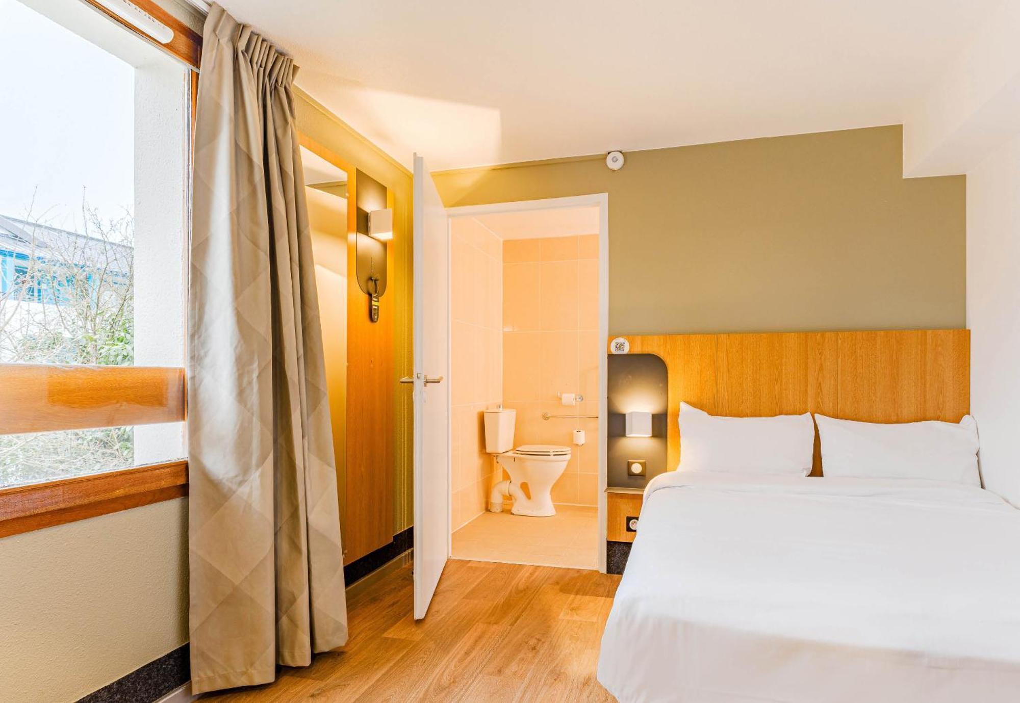 B&B Hotel Poitiers 3 Futuroscope Чассенеуил-Ду-Поитоу Экстерьер фото