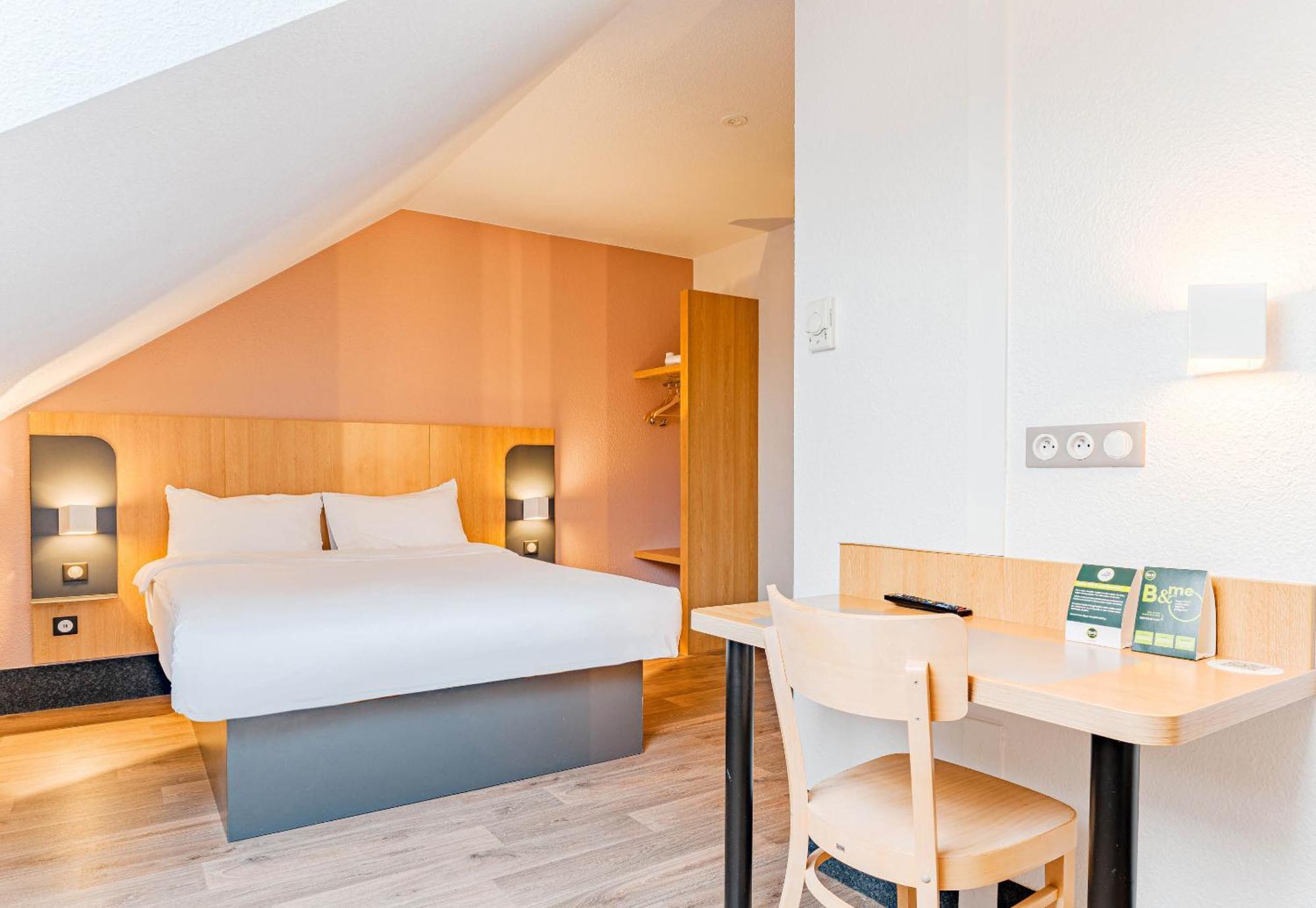 B&B Hotel Poitiers 3 Futuroscope Чассенеуил-Ду-Поитоу Экстерьер фото