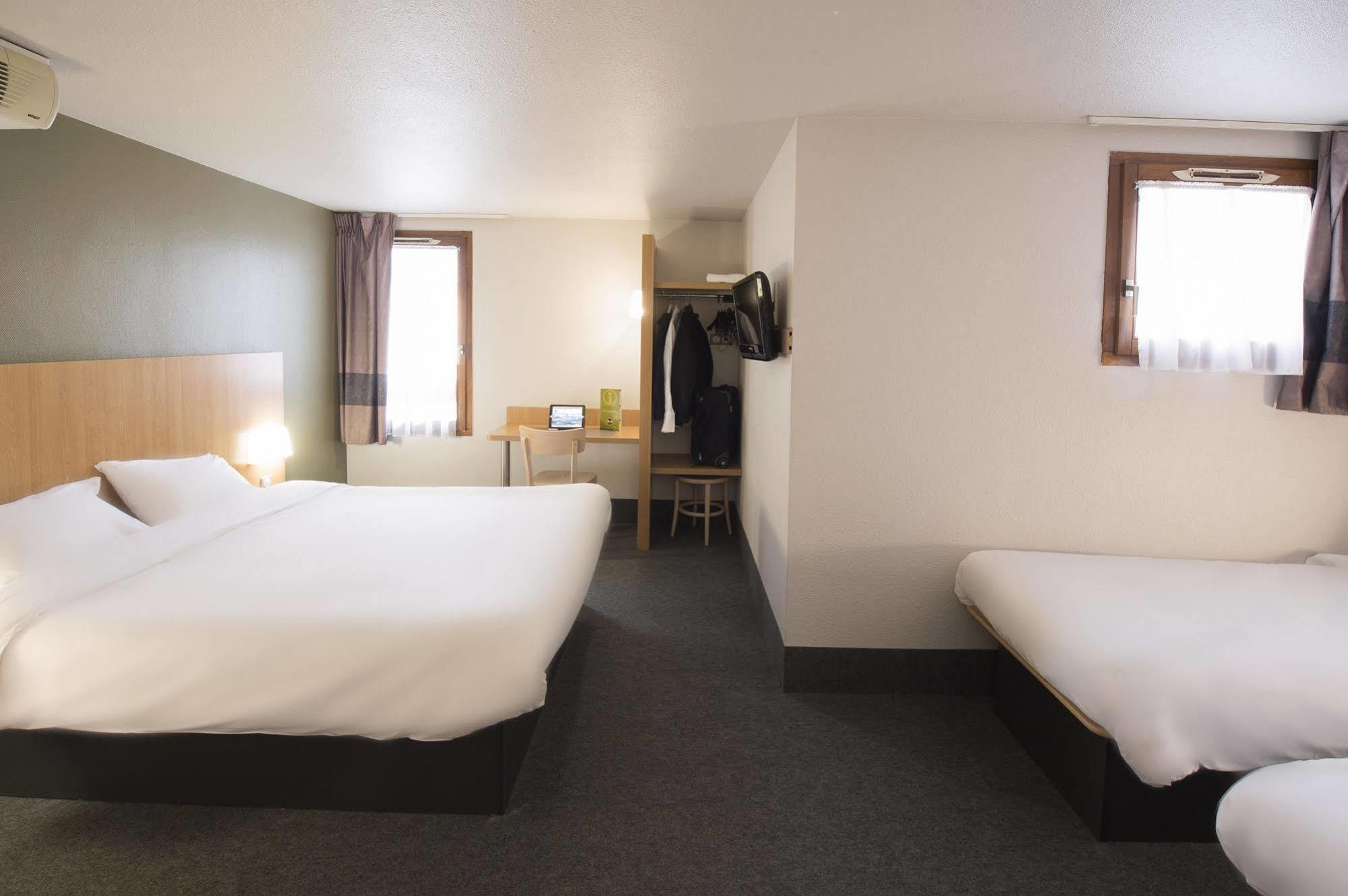 B&B Hotel Poitiers 3 Futuroscope Чассенеуил-Ду-Поитоу Экстерьер фото
