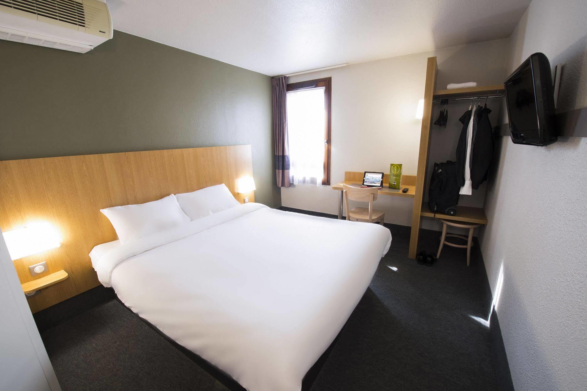 B&B Hotel Poitiers 3 Futuroscope Чассенеуил-Ду-Поитоу Экстерьер фото